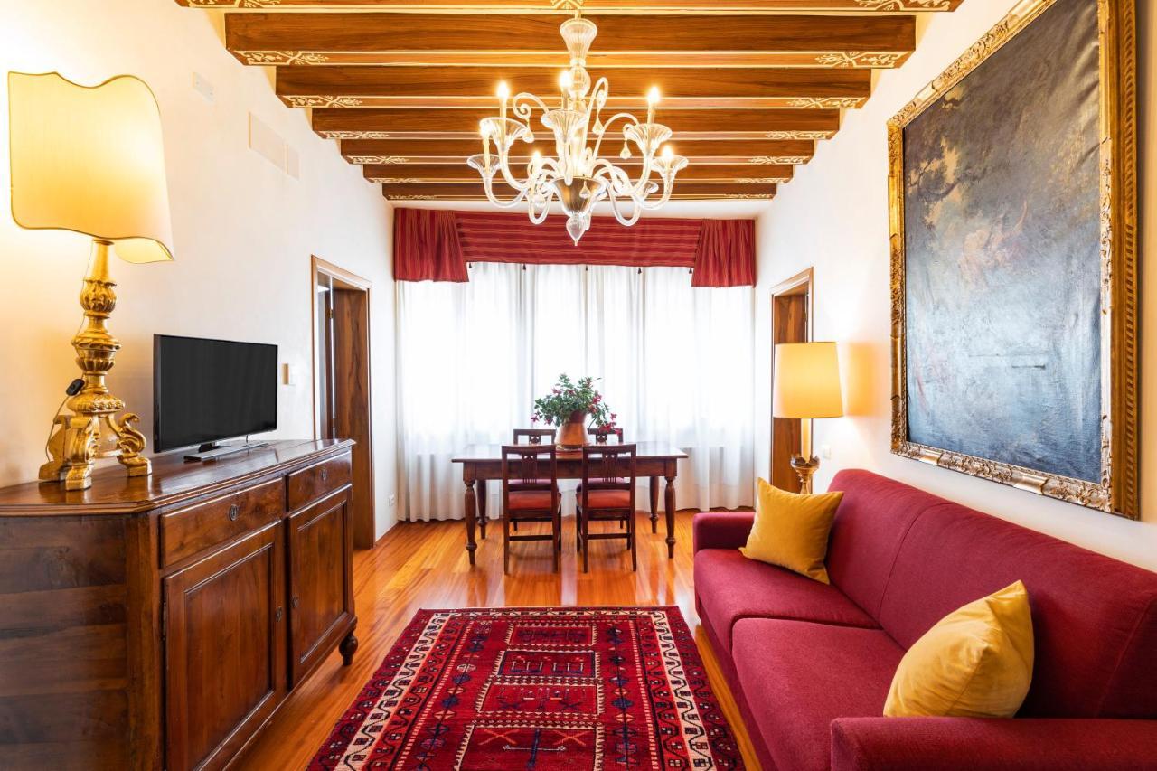 Palazzo Schiavoni Residenza D'epoca & Suite-apartments * Venecia