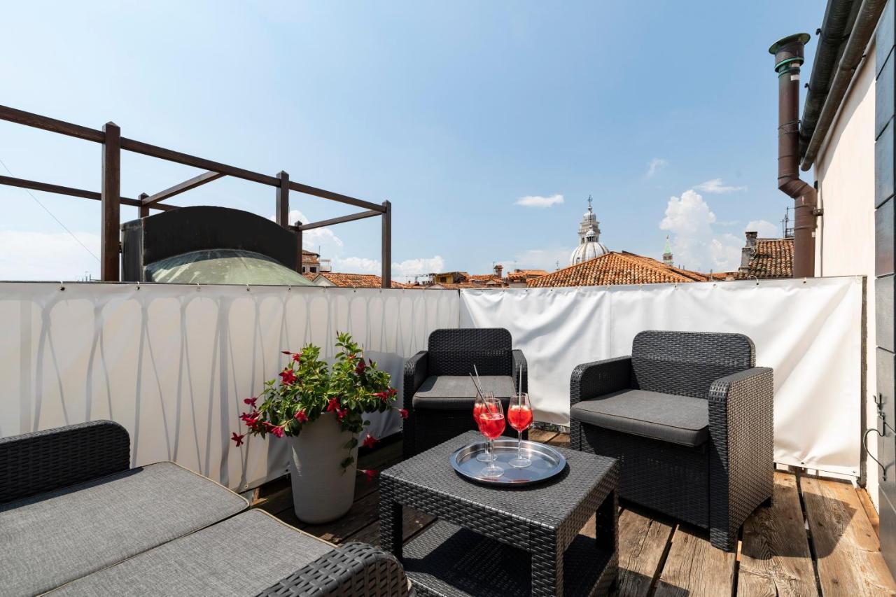 Palazzo Schiavoni Residenza D'epoca & Suite-apartments Apartamento *