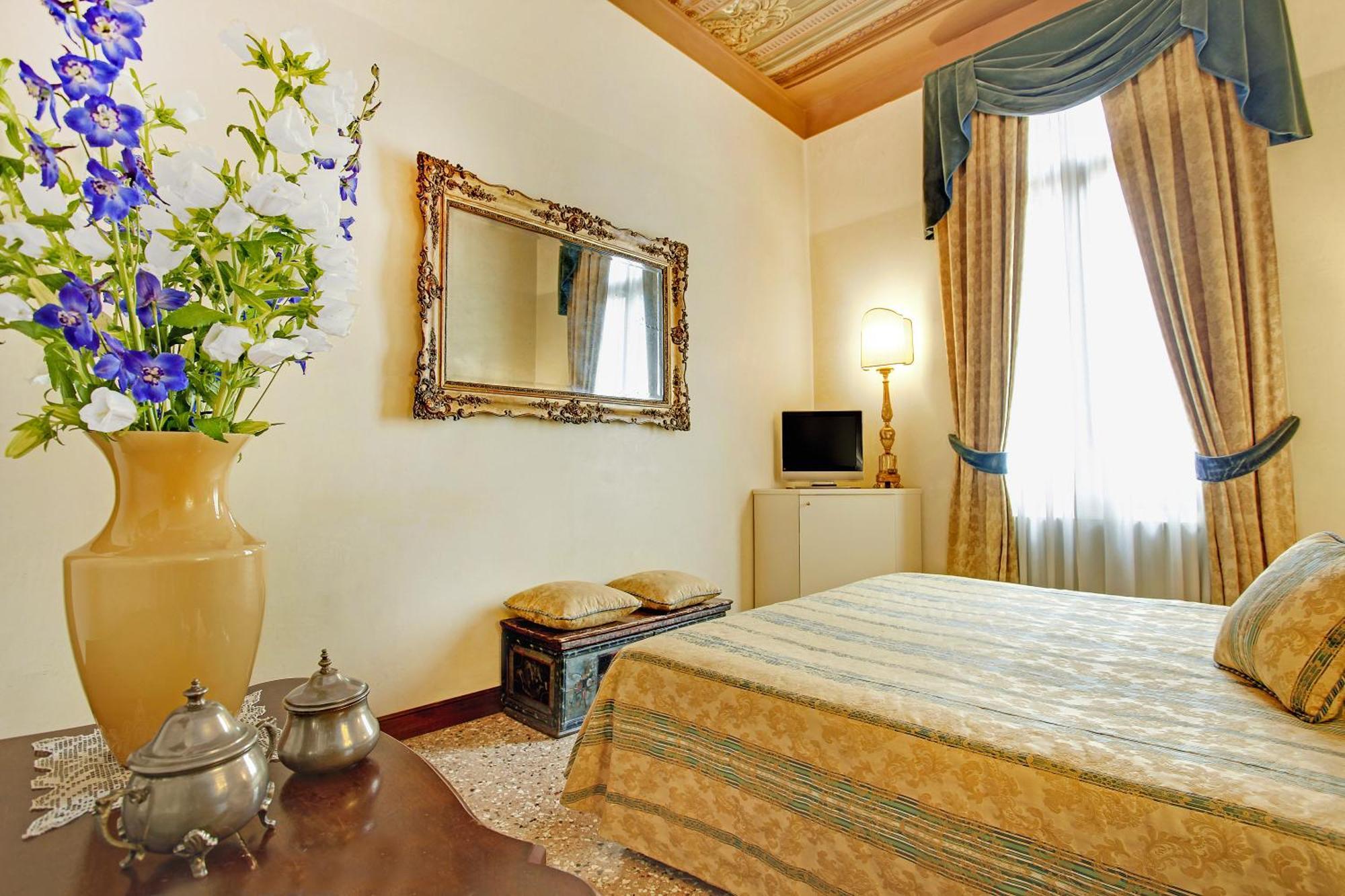 Palazzo Schiavoni Residenza D'epoca & Suite-apartments Apartamento *