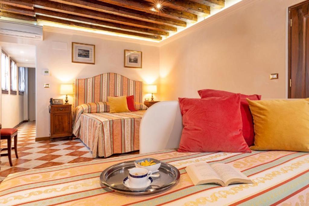 Palazzo Schiavoni Residenza D'epoca & Suite-apartments Apartamento *